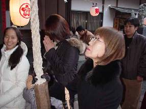 �Y�א_�Ђɏ��w�ɍs���܂����B���a���ЁI